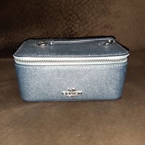 AUTHENTIC COACH CASE!! New!!
